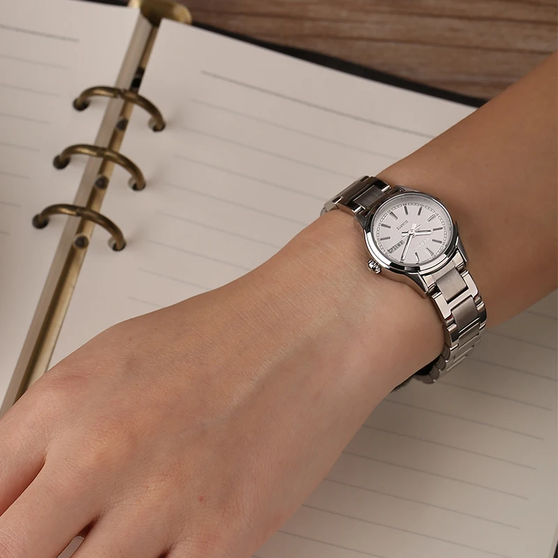 BERNY Luxury Ladies Watch Japa - Luxury Watch Japan recension och pris