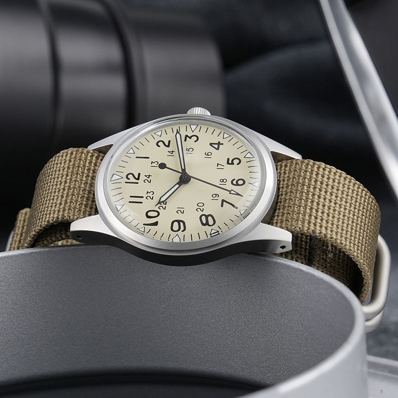 Militado ML07 Quartz Watch VH3 - Field Watch Military recension och pris