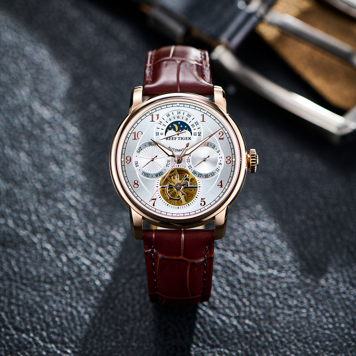 Reef Tiger Artist Master III F - Moonphase Complication Watch recension och pris