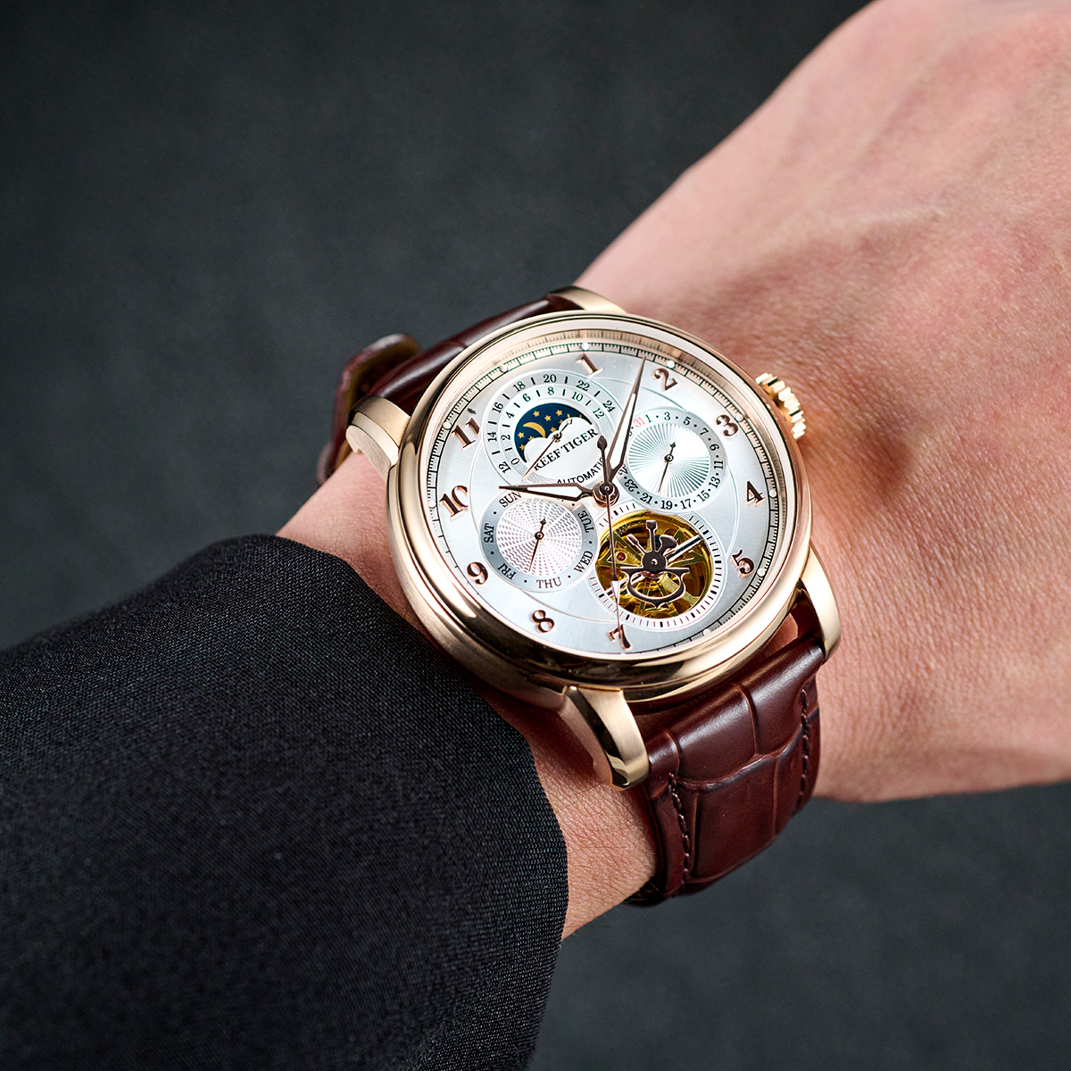 Reef Tiger Artist Master III F - Moonphase Complication Watch recension och pris
