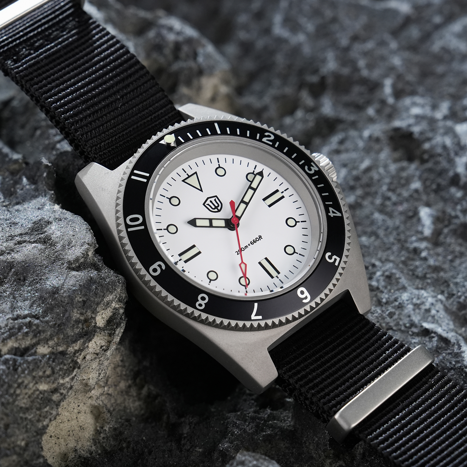 Watchdives WD1972 Quartz Watch - Field Watch Military recension och pris